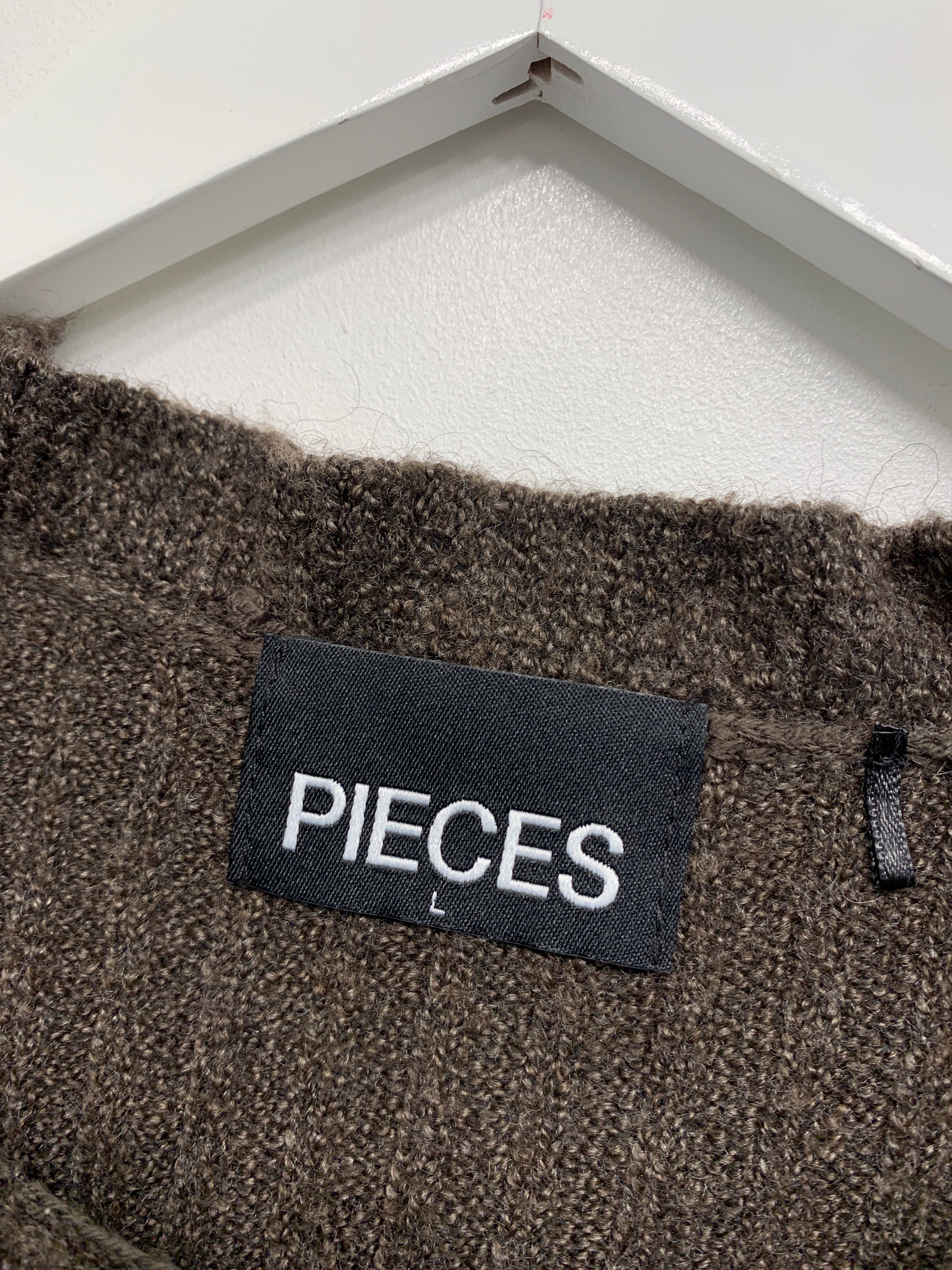 Pieces Top